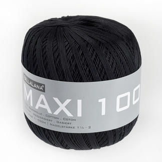Maxi 100 von BellaLana in schwarzer Farbe, sichtbar in einem runden Garnknäuel.