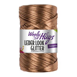 Braunes Glanzgarn 'Leder Look Glitter' von Woolly Hugs in einem Knäuel