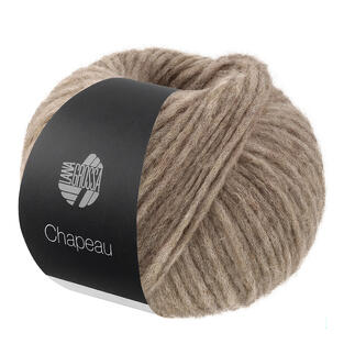 Beiges Garn 'Chapeau' in einer 50 g Rolle.