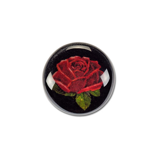 Jim Knopf - Rose, runde Brosche mit rosafarbenem Rosenmotiv.