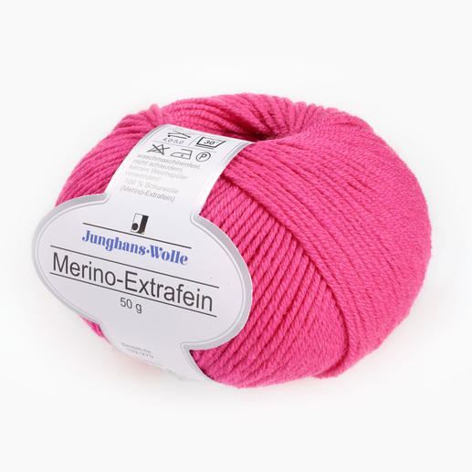 Neonpinke Wolle Merino-Extrafein von Junghans-Wolle in einem 50 g Ball.