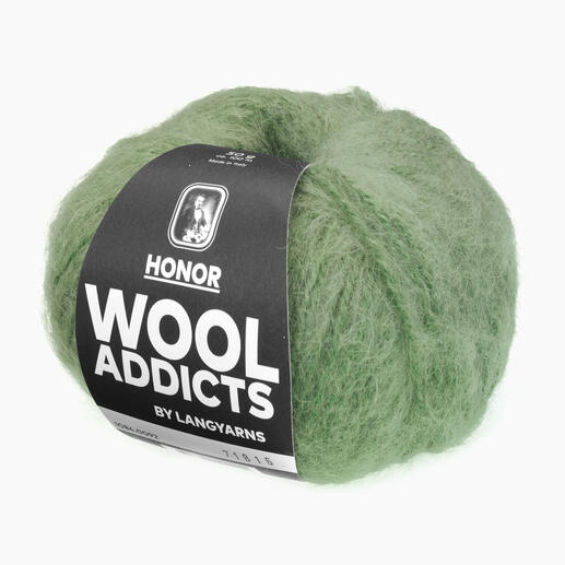 Wollknäuel 'Honor' in Salbeigrün von WOOLADDICTS by Lang Yarns