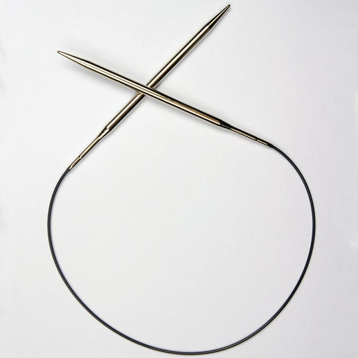 Prym Rundstricknadeln mit Messingspitzen und Perlon-Mittelstück, 60 cm lang.
