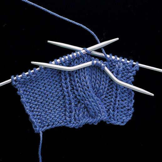 Zopfmuster-Nadeln für Nadelstärken 2,0-7,0, zur Herstellung von Zöpfen.