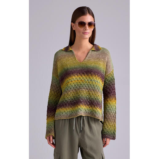 Polo-Pullover aus Pinterella mit grün-braunem Farbverlauf.