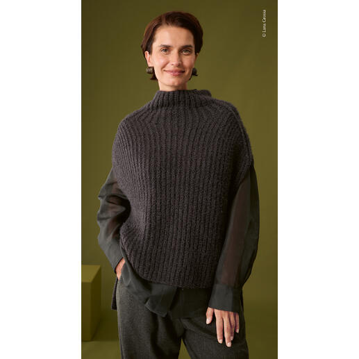 Dunkler Pullunder aus Cosi, Modell mit hochgeschlossenem Kragen und lässigem Look.