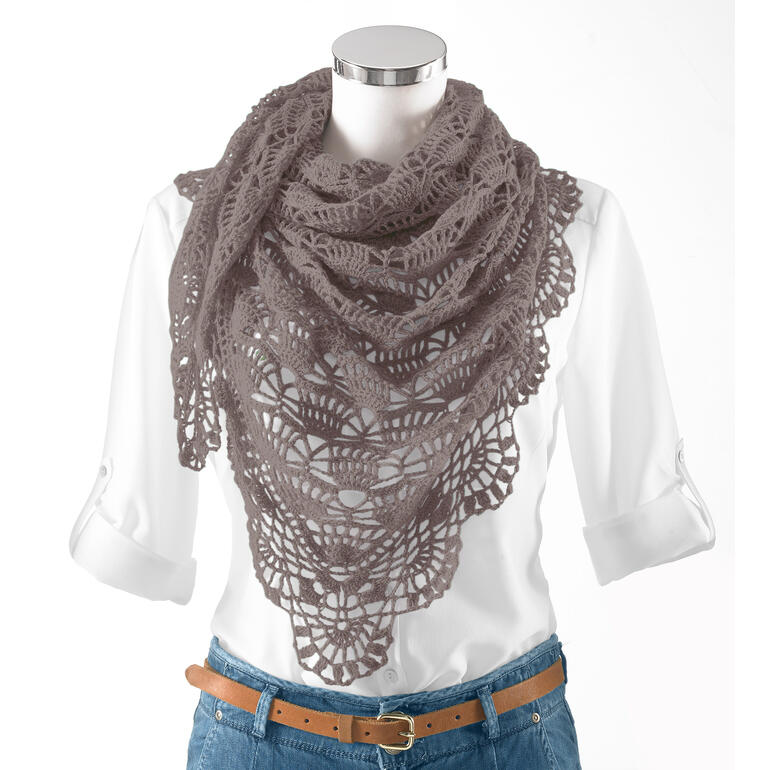 Häkel-Dreieckstuch aus Seidana® in hellem grau, elegant drapiert.