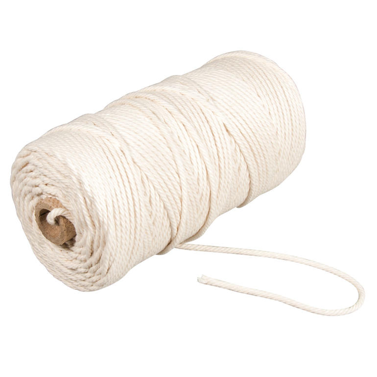 Rolle von natürlichem Makramee-Garn