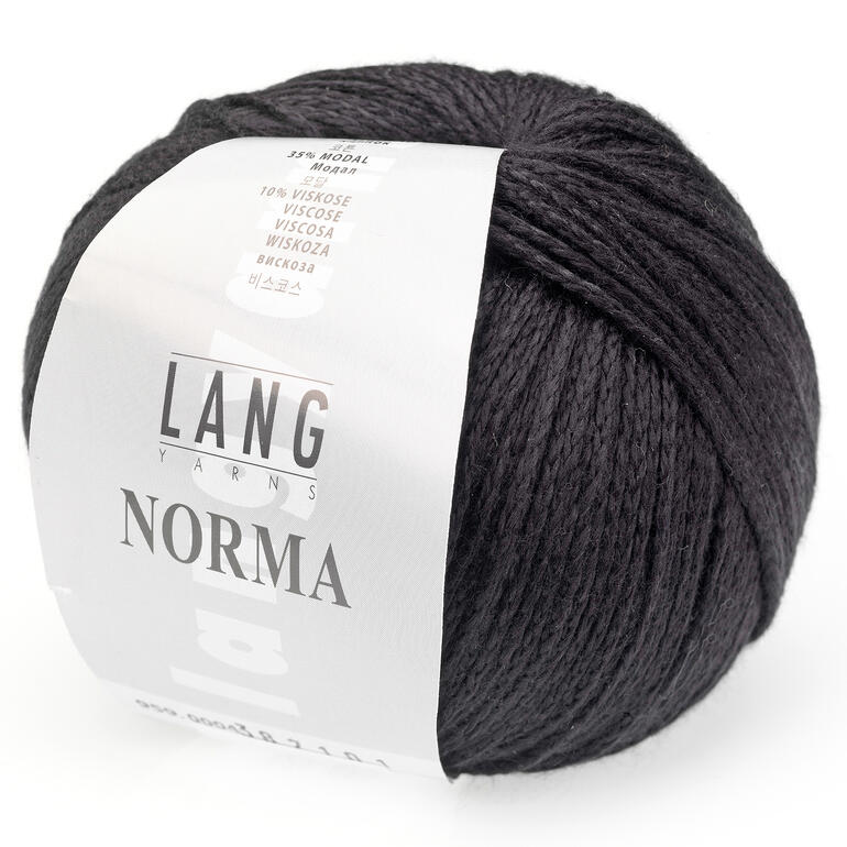 Norma von LANG Yarns, schwarzes Garn in einem runden Knäuel.