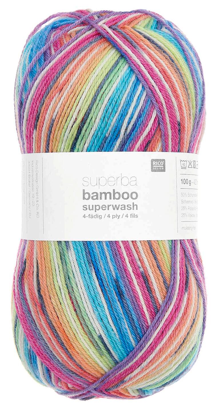 Knäuel von Sockenwolle Superba Bamboo Superwash in bunten Regenbogenfarben