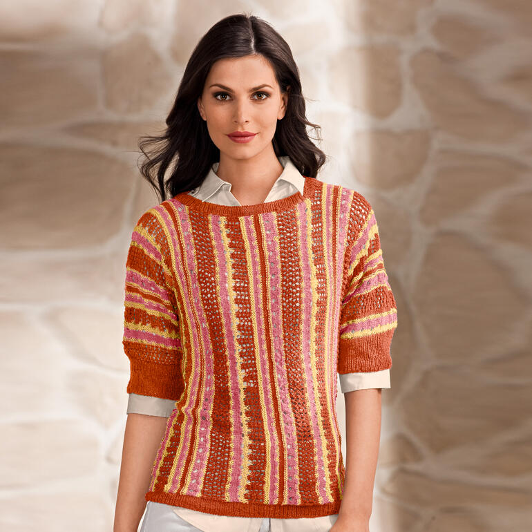 Damenpullover aus Seidana® in kräftigen Farben im gestreiften Design.