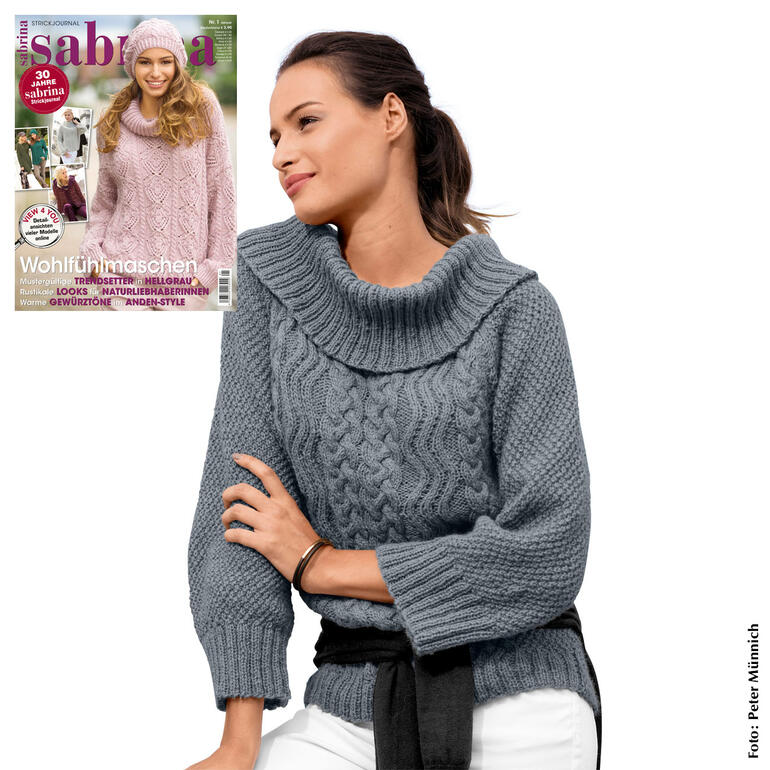 Grauer Pullover mit hohem Kragen aus Aparta-Nova von Junghans-Wolle.