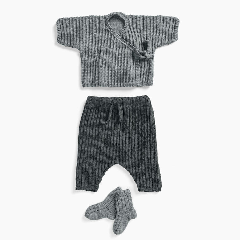 Baby Set aus Baby Merino in grau, bestehend aus Oberteil, Hose und Socken.