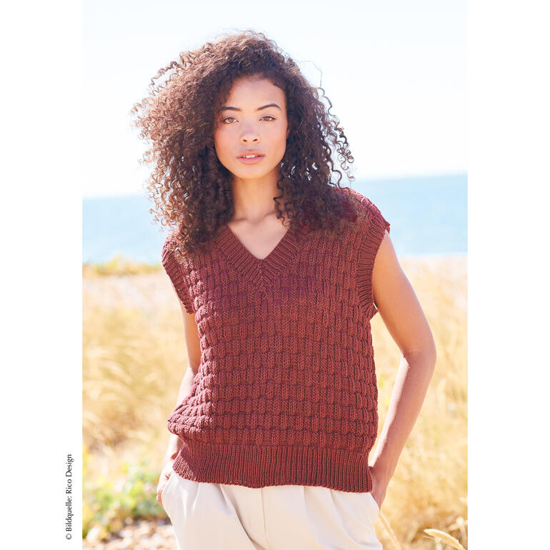 Rostfarbener Pullunder mit V-Ausschnitt in einem entspannten Stil.