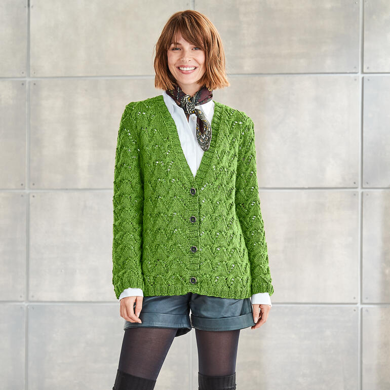 Damenjacke aus Peru in lebhaftem Grün mit V-Ausschnitt.