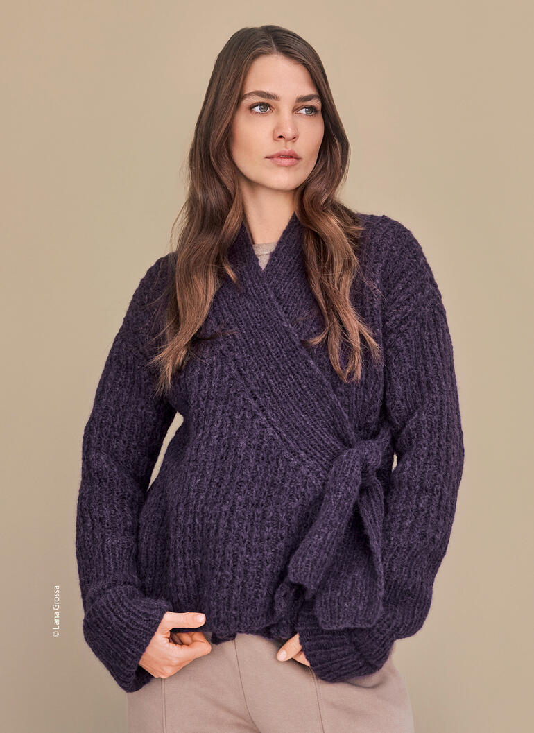 Dunkelviolette Jacke aus Alpaca Air mit Taillierung